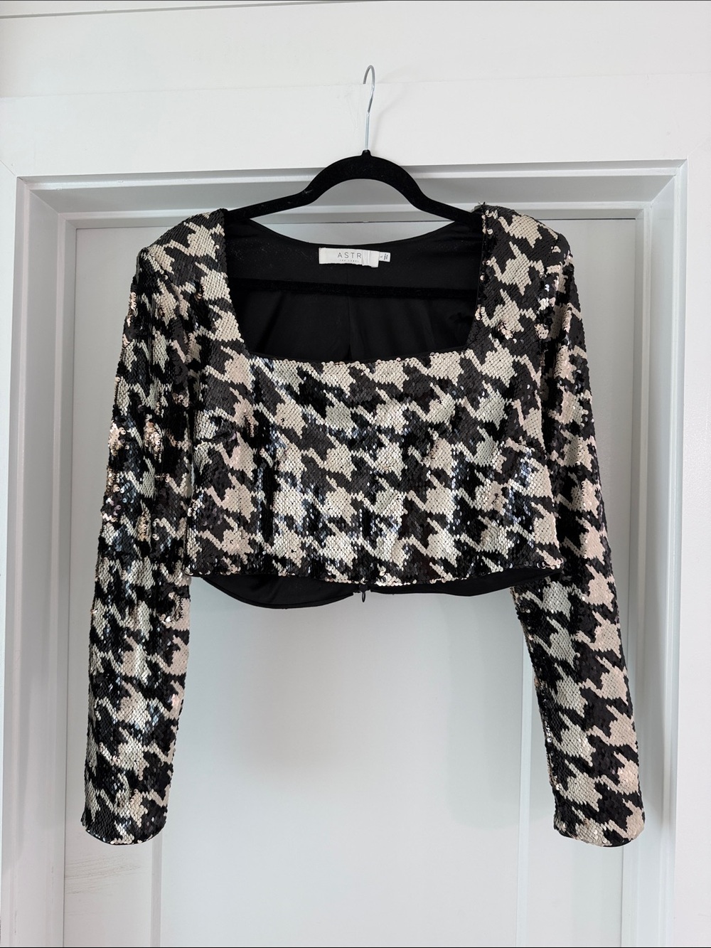 Astr Black & Cream Sequin Houndstooth Crop top